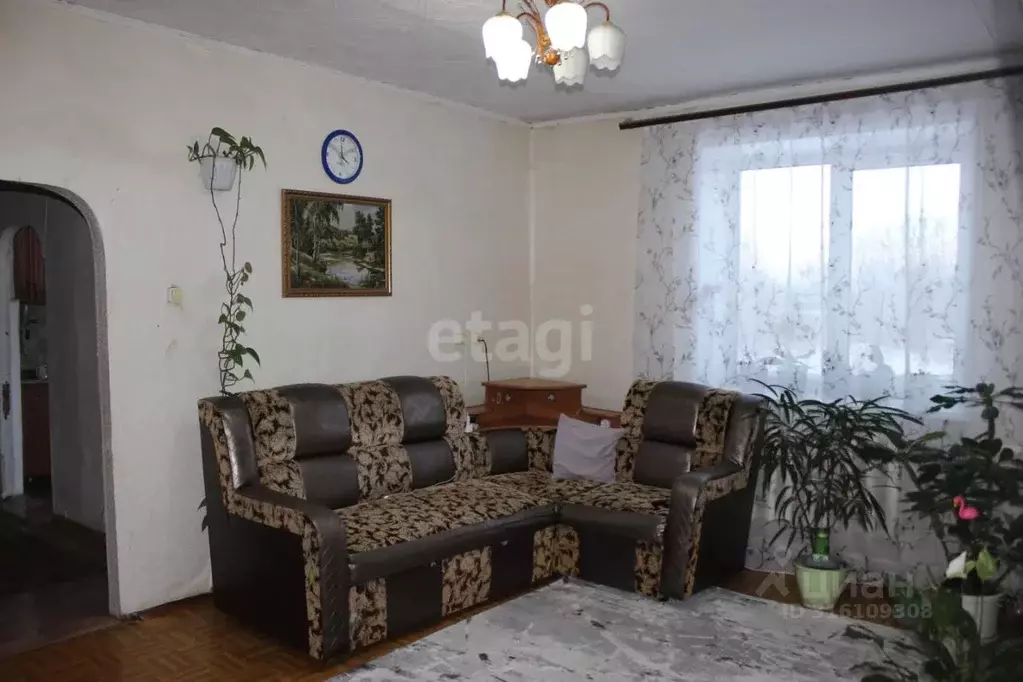 Дом в Кемеровская область, Яшкино пгт ул. Советская, 132 (58 м) - Фото 1