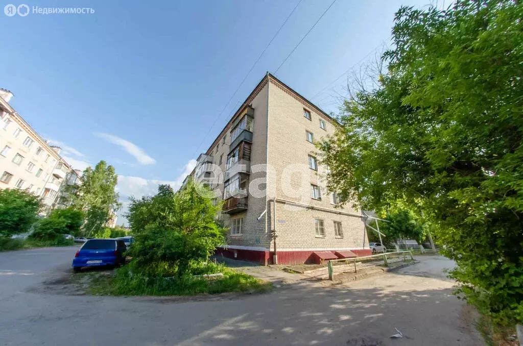 2-комнатная квартира: Шадринск, улица Луначарского, 23 (40.6 м) - Фото 1