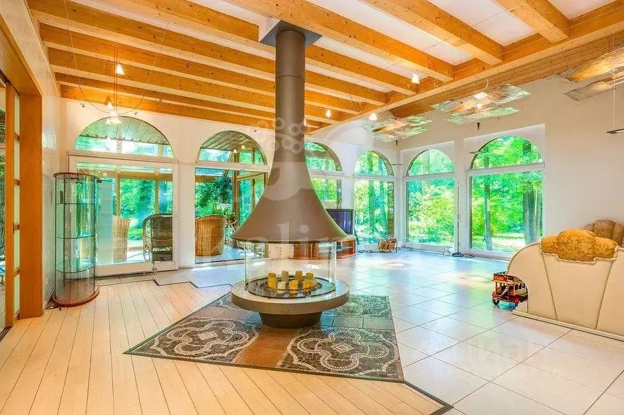 Дом в Московская область, Одинцовский городской округ, д. Жуковка  ... - Фото 1