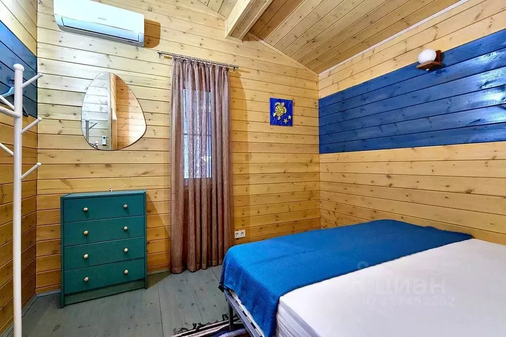 Дом в Краснодарский край, Темрюкский район, Голубицкое с/пос, ... - Фото 1