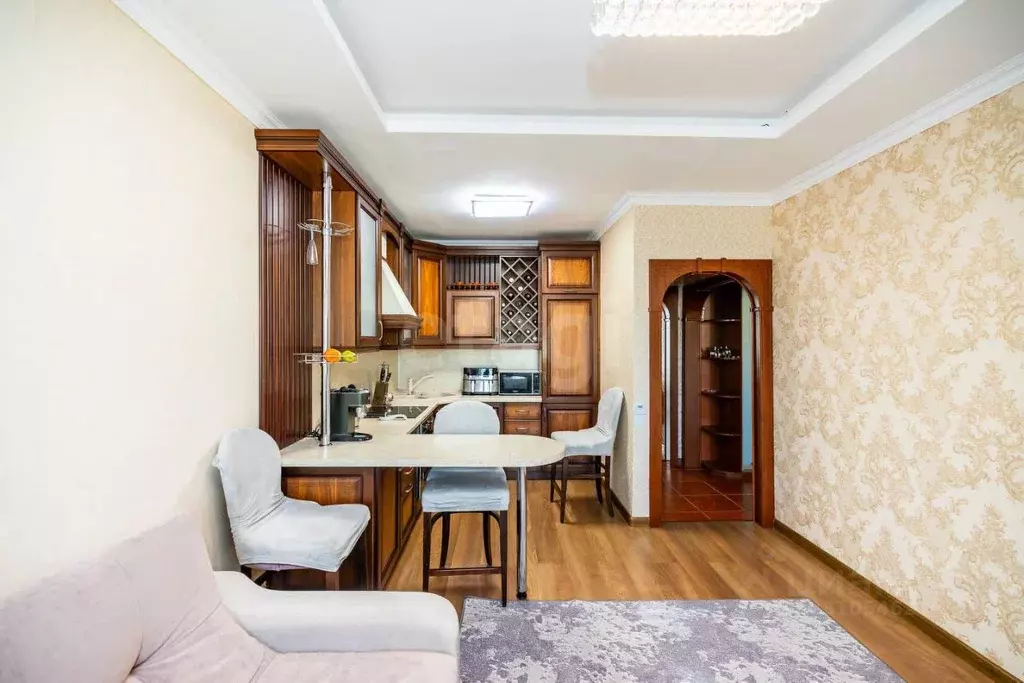 2-к кв. Ханты-Мансийский АО, Сургут тракт Тюменский, 8 (68.0 м) - Фото 1