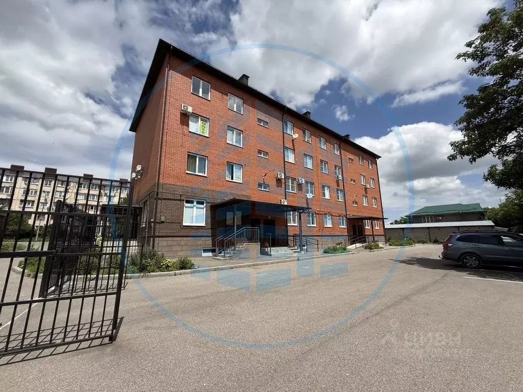 2-к кв. Ставропольский край, Ессентуки ул. Маяковского, 15 (57.4 м) - Фото 0