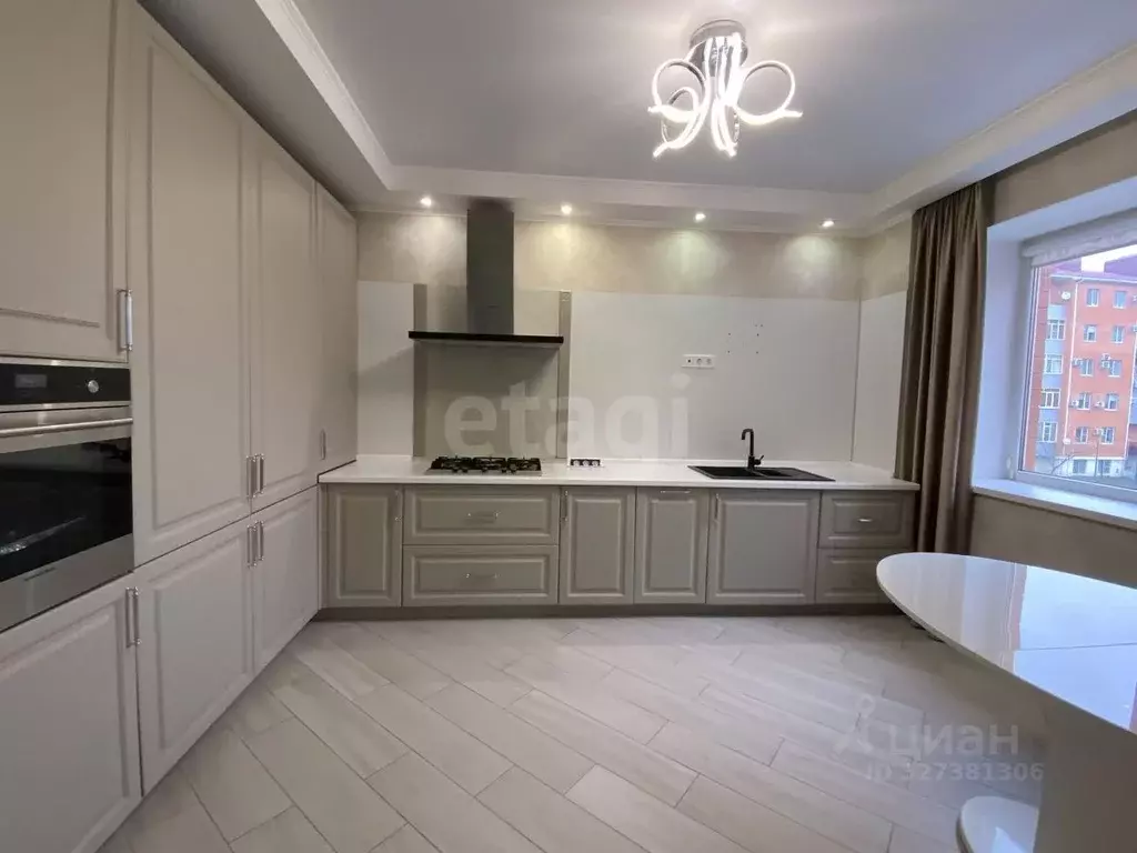 3-к кв. Краснодарский край, Темрюк ул. Анджиевского (81.9 м) - Фото 1