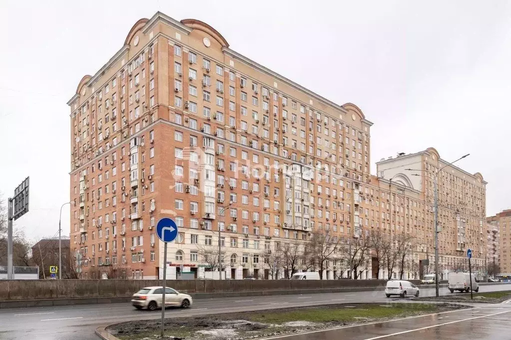 2-к кв. Москва Большая Академическая ул., 15К1 (69.5 м) - Фото 0