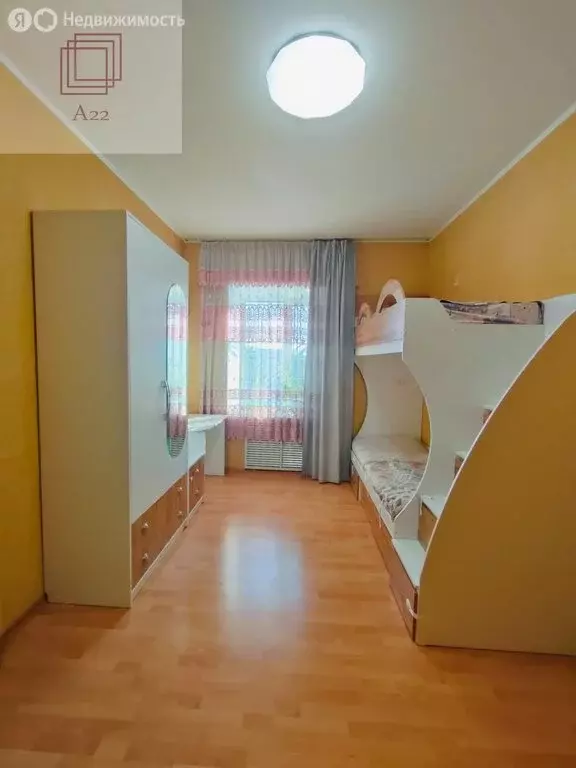 3-комнатная квартира: Новоалтайск, улица 22-го Партсъезда, 10 (66 м) - Фото 2