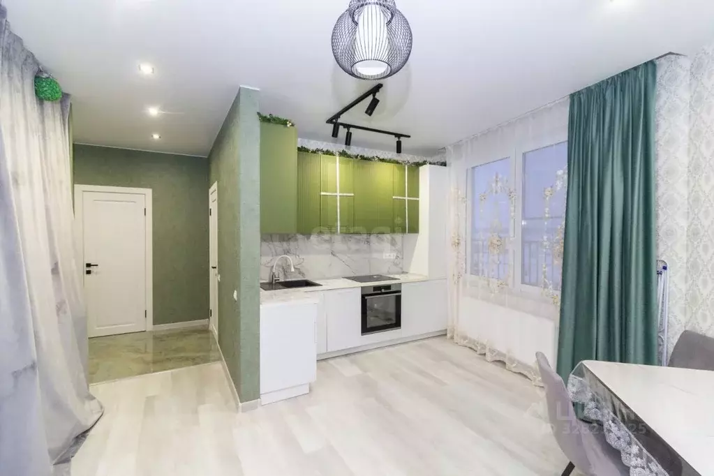 1-к кв. Тюменская область, Тюмень ул. Фармана Салманова, 3 (41.0 м) - Фото 1