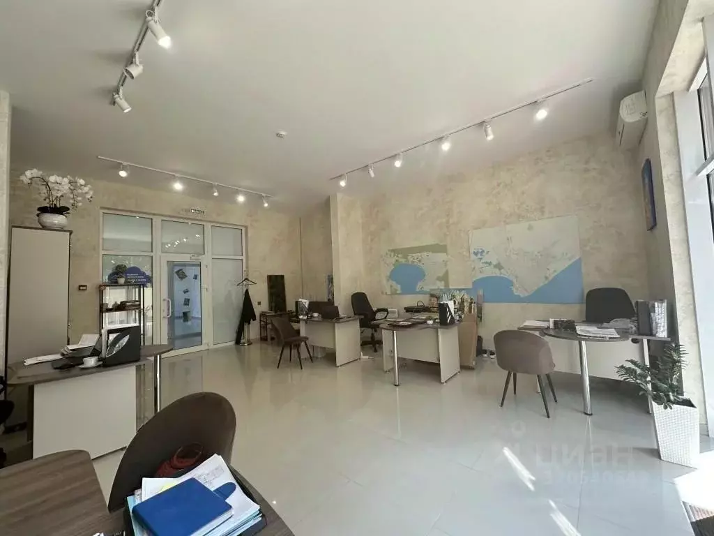 Помещение свободного назначения в Краснодарский край, Геленджик ... - Фото 2