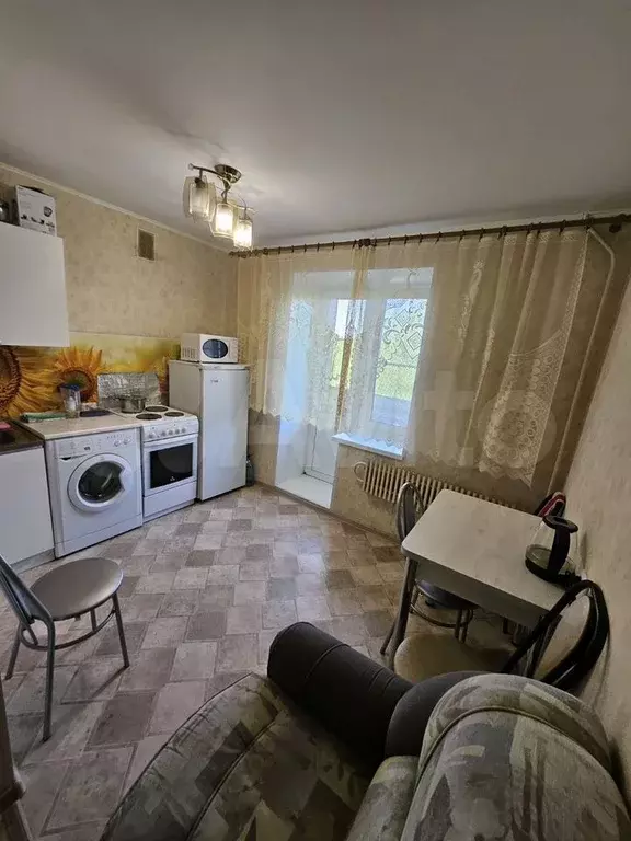 1-к. квартира, 35 м, 2/9 эт. - Фото 0