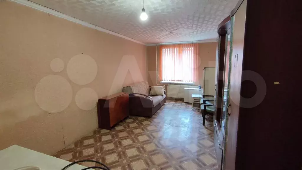 Комната 18 м в 1-к., 1/9 эт. - Фото 1