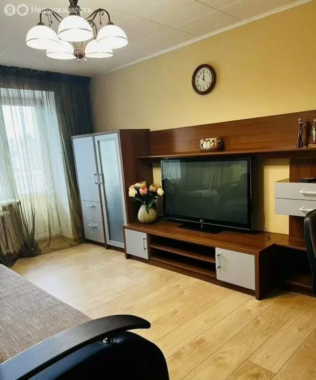 2-комнатная квартира: Калининград, улица Шевченко, 1 (58 м) - Фото 1