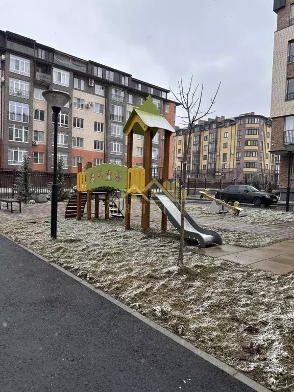 3-к кв. Северная Осетия, Владикавказ ул. Шамиля Джикаева, 3Б (86.0 м) - Фото 1