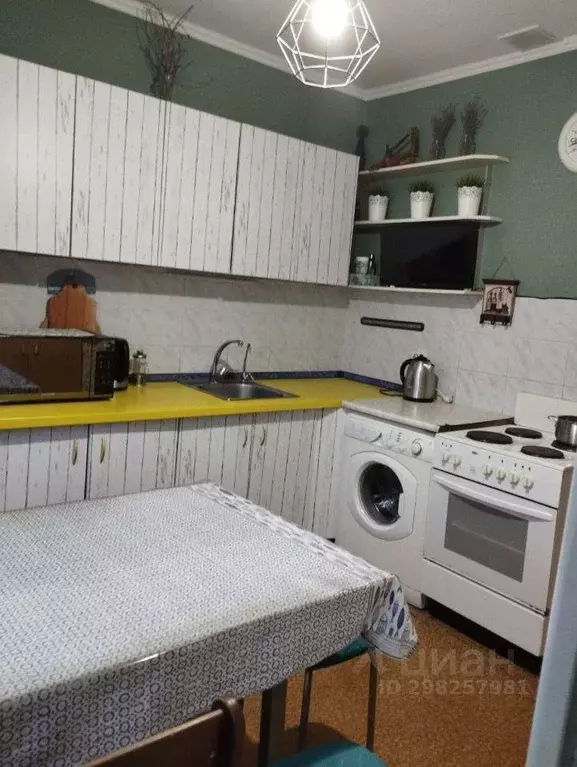 Квартира, 3 комнаты, 77 м - Фото 0