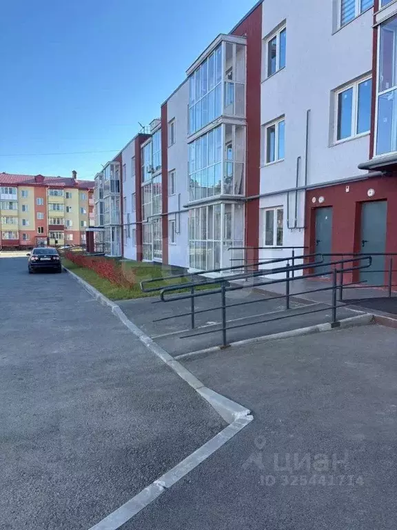 1-к кв. Курганская область, Курган Заозерный жилрайон, 16-й мкр, 12 ... - Фото 1