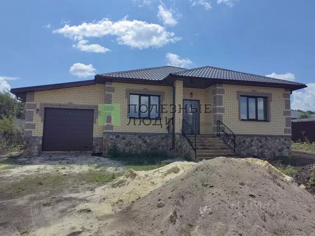 Дом в Белгородская область, Белгородский район, Дубовское с/пос, пос. ... - Фото 1