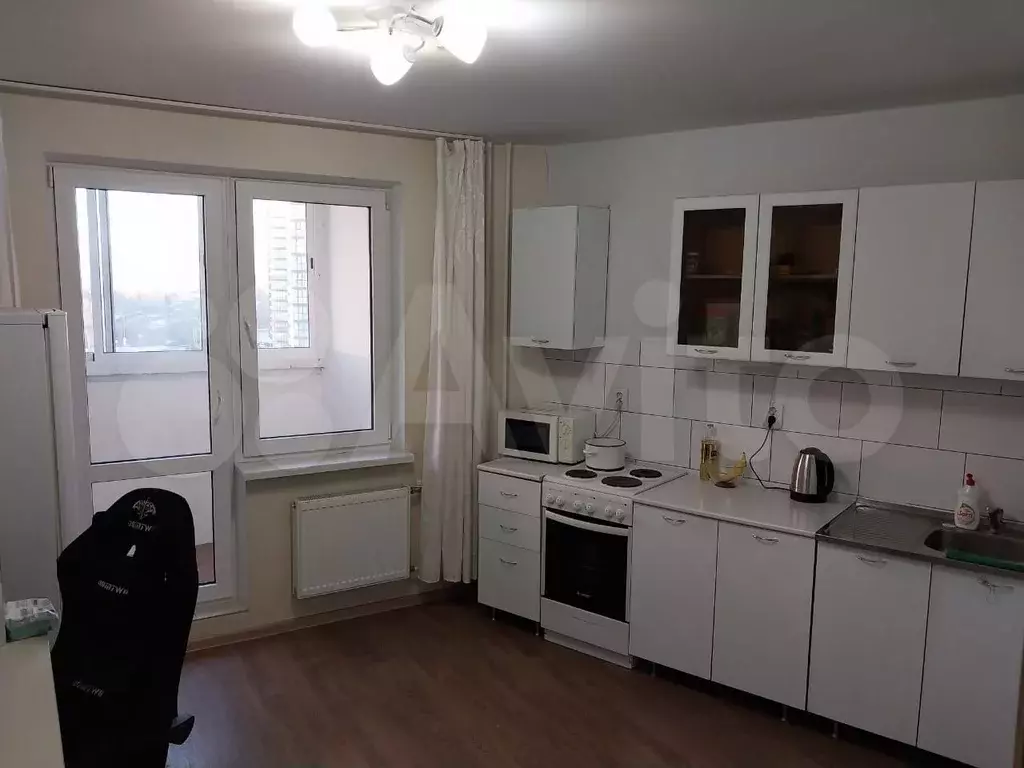 1-к. квартира, 39 м, 8/12 эт. - Фото 0