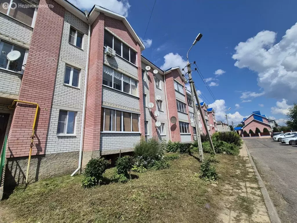 3-комнатная квартира: Углич, улица Свободы, 33 (60.1 м) - Фото 0