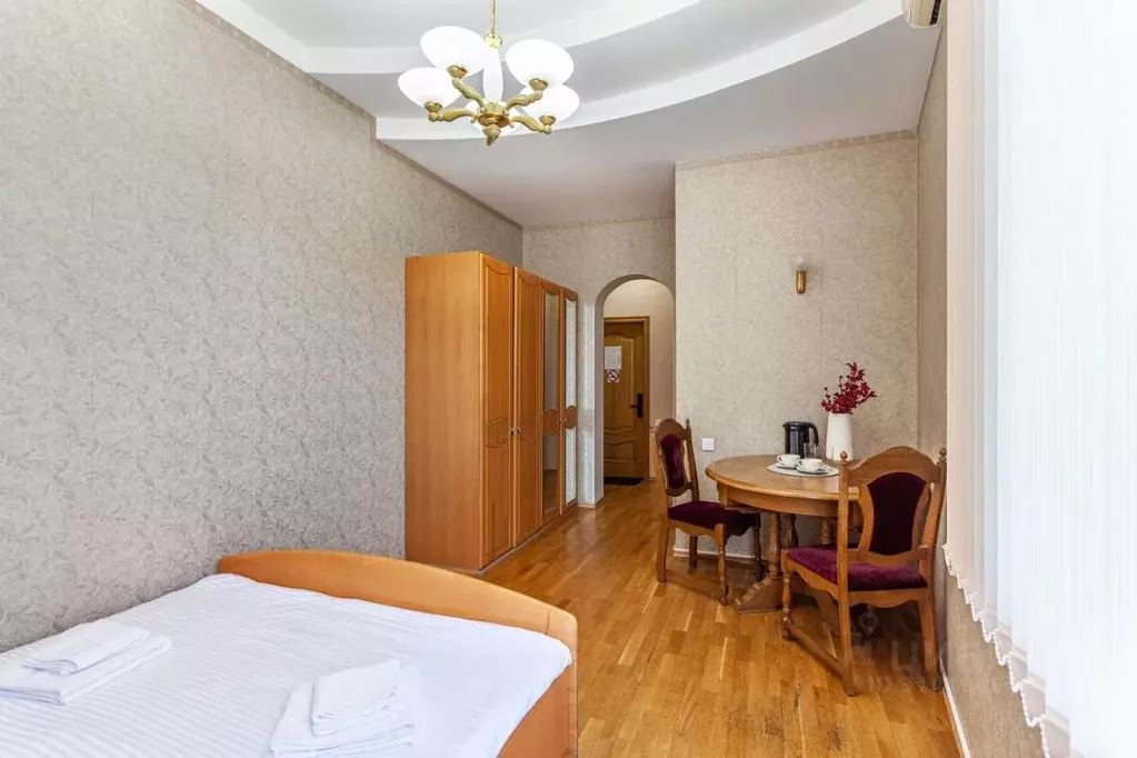 Комната Москва Чистопрудный бул., 11С1 (17.0 м) - Фото 1