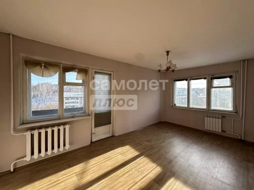 3-к кв. Иркутская область, Иркутск Первомайский мкр, 33 (61.3 м) - Фото 1