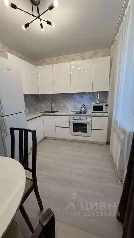 1-к кв. Омская область, Омск ул. 70 лет Октября, 3/5 (39.6 м) - Фото 1