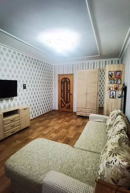 3-к кв. Саратовская область, Саратов Производственная ул., 13 (78.0 м) - Фото 1
