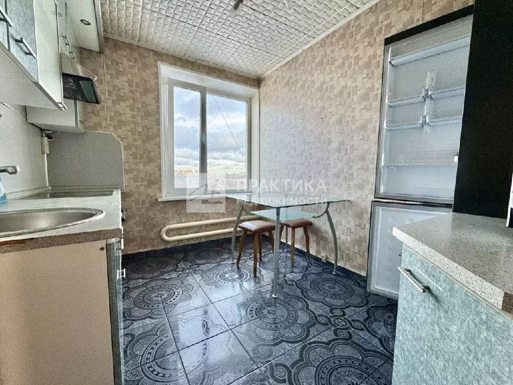 Продается 3-комнатная квартира - Фото 1