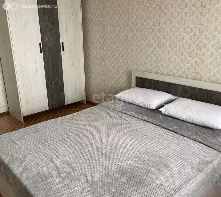3-комнатная квартира: Старый Оскол, микрорайон Олимпийский, 45 (64 м) - Фото 0