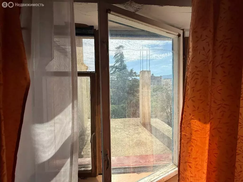 Квартира-студия: Массандра, Стахановская улица, 16 (36 м) - Фото 0