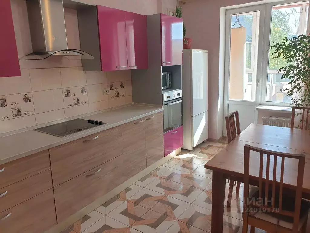 3-к кв. Курганская область, Курган ул. Куйбышева, 15 (114.0 м) - Фото 2