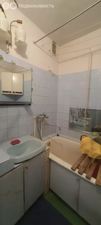 3-комнатная квартира: Екатеринбург, улица Владимира Высоцкого, 10 ... - Фото 0