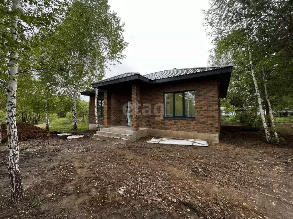 Дом в Башкортостан, Уфа городской округ, с. Нагаево  (100 м) - Фото 1