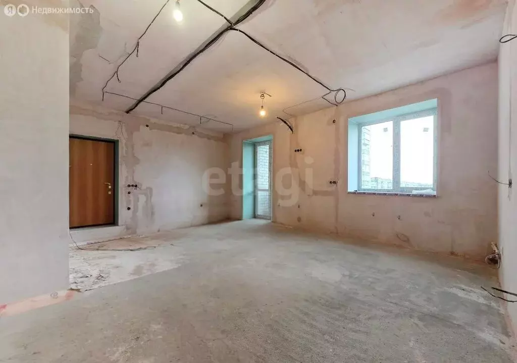 2-комнатная квартира: Нижний Тагил, Уральский проспект, 97 (68.7 м) - Фото 2