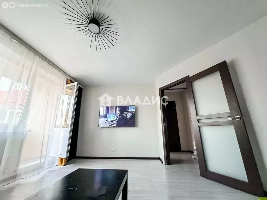 3-комнатная квартира: Балашиха, улица Дмитриева, 12 (72.4 м) - Фото 1