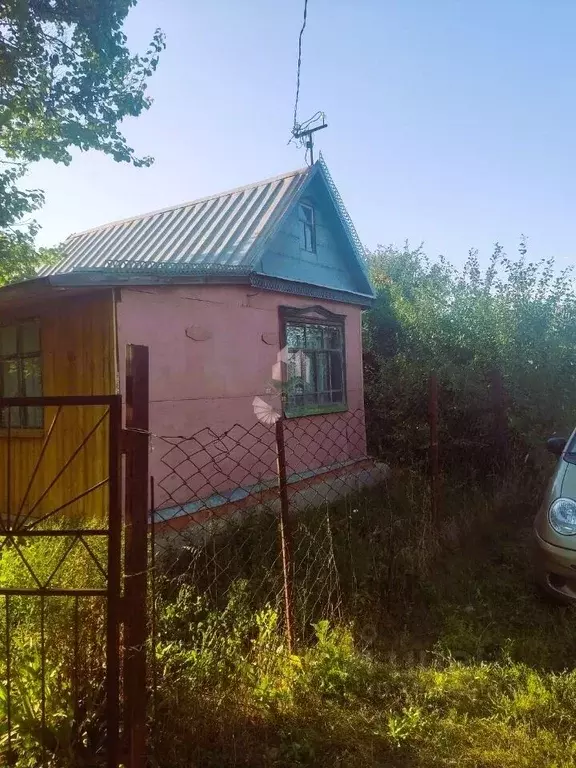 Дом в Саратовская область, Энгельсский район, Красноярское ... - Фото 0