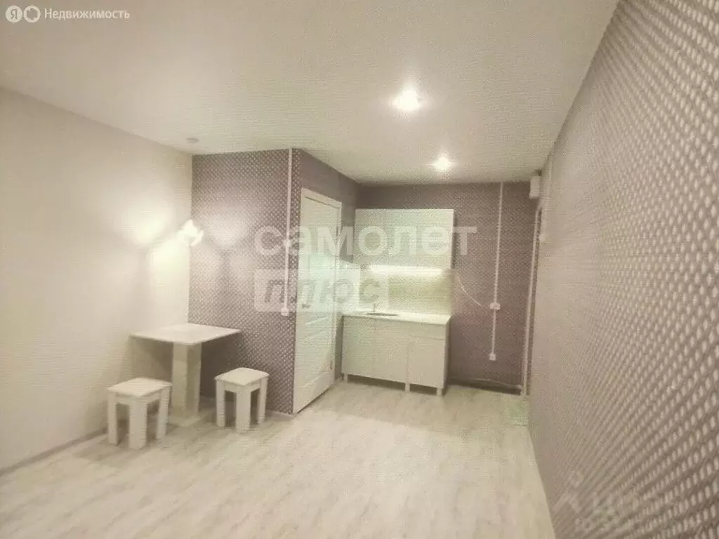 1к в 4-комнатной квартире (17.2 м) - Фото 2
