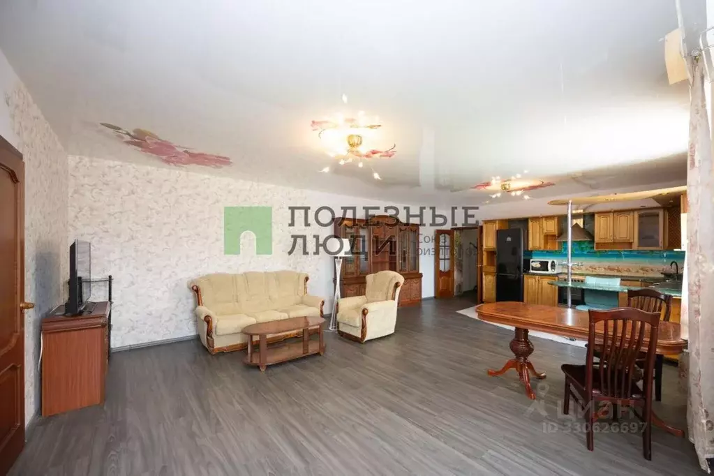 3-к кв. Амурская область, Благовещенск ул. Ленина, 213 (92.4 м) - Фото 2
