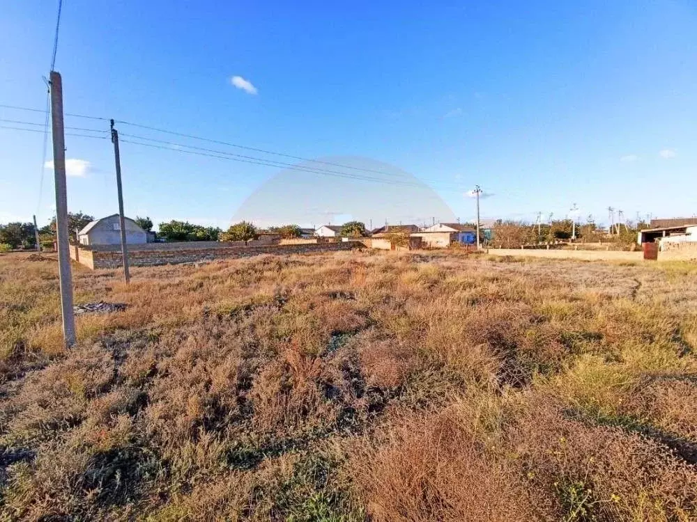 Участок в Крым, Сакский район, Охотниковское с/пос, с. Карьерное ул. ... - Фото 2