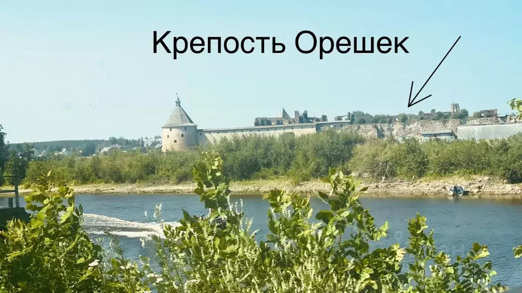 Дом в Ленинградская область, Шлиссельбург Кировский район, ул. ... - Фото 1