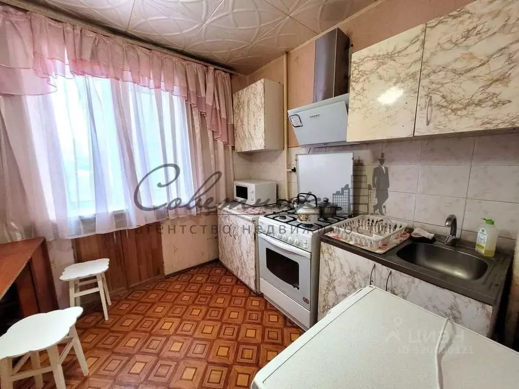 3-к кв. Белгородская область, Старый Оскол Революционная ул., 48 ... - Фото 1