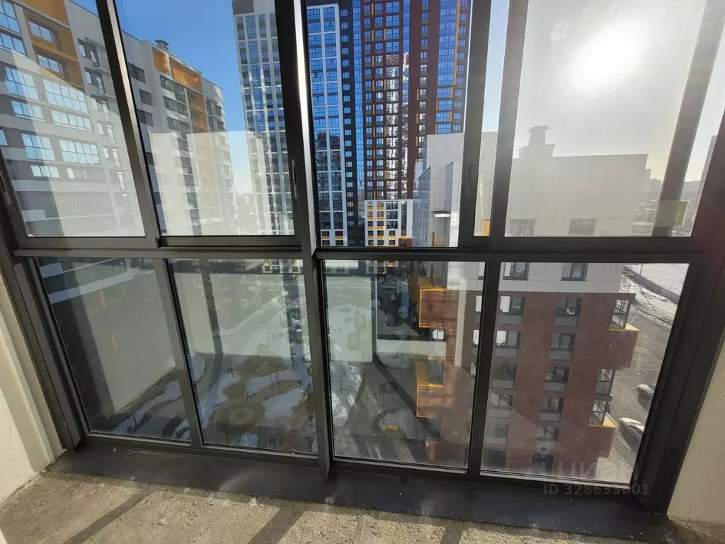 Студия Свердловская область, Екатеринбург ул. Крауля, 107/4 (21.0 м) - Фото 1