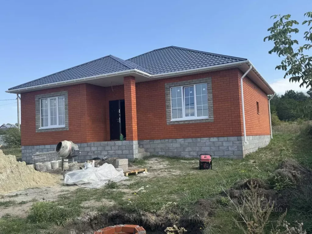 Дом в Белгородская область, Яковлевский муниципальный округ, Красный ... - Фото 2