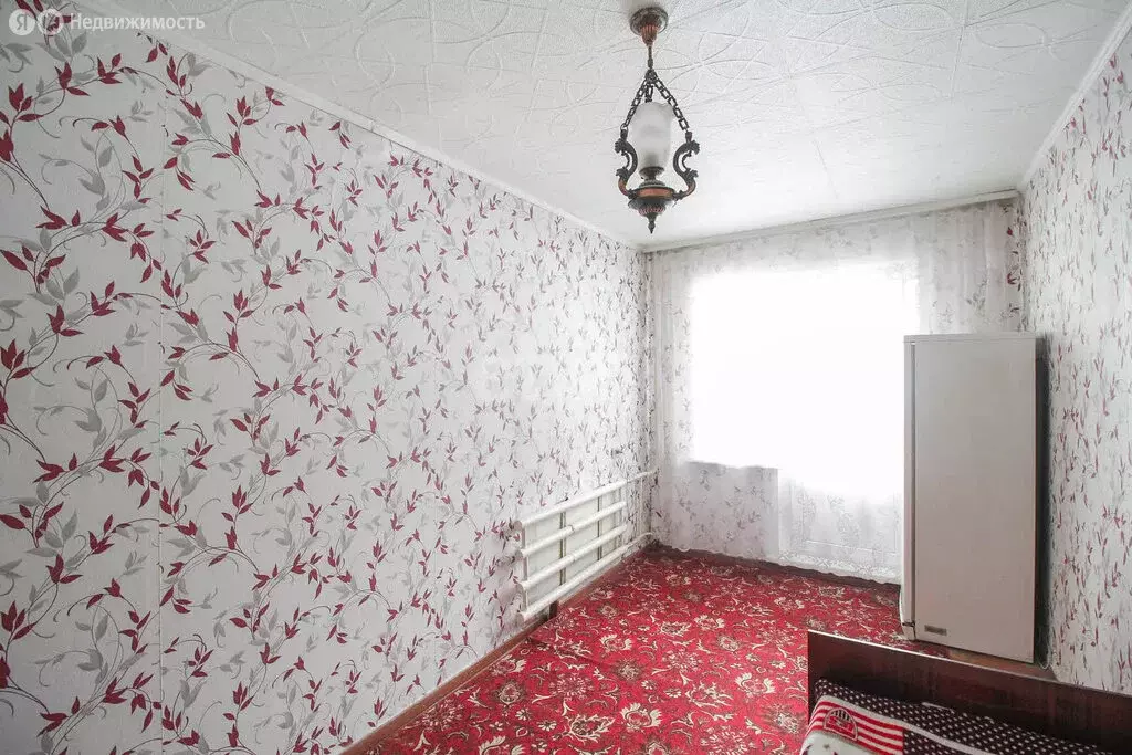 3-комнатная квартира: Барнаул, улица Бабуркина, 6 (60.9 м) - Фото 0
