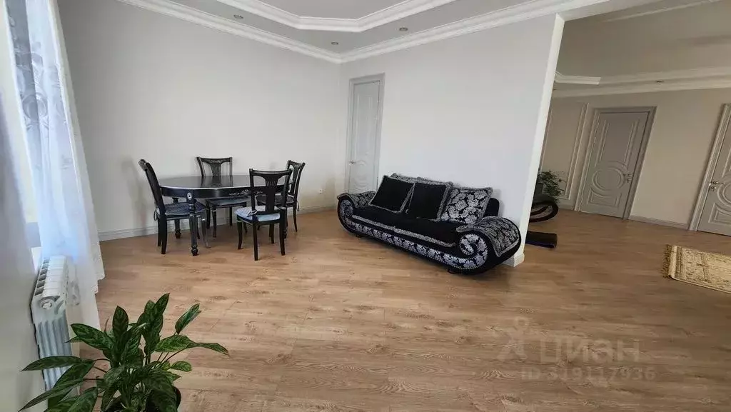Дом в Дагестан, Махачкала ул. Жемчужная, 21Д (100 м) - Фото 1