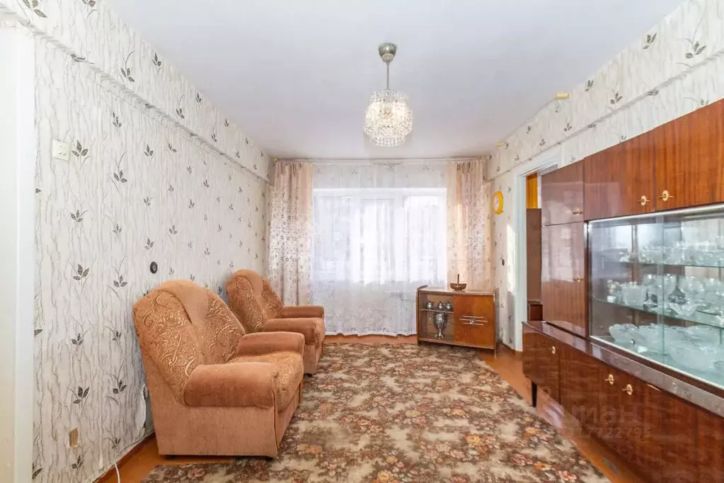 3-к кв. Омская область, Омск Нефтезаводская ул., 36 (55.0 м) - Фото 1