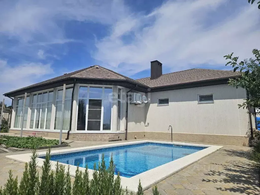 Дом в Краснодарский край, Новороссийск пос. Прохоровка, ул. ... - Фото 1