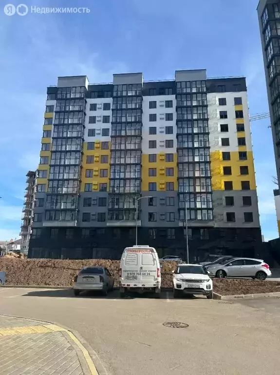 3-комнатная квартира: Молодёжное, Парковая улица, 9 (65.1 м) - Фото 1