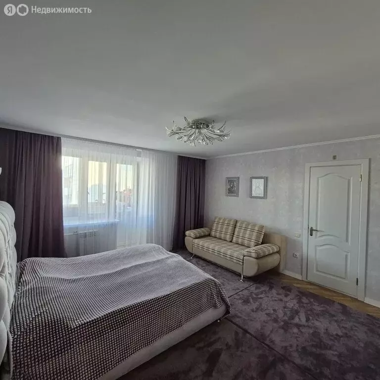 4-комнатная квартира: Тюмень, улица 50 лет Октября, 62Ак2 (162 м) - Фото 0