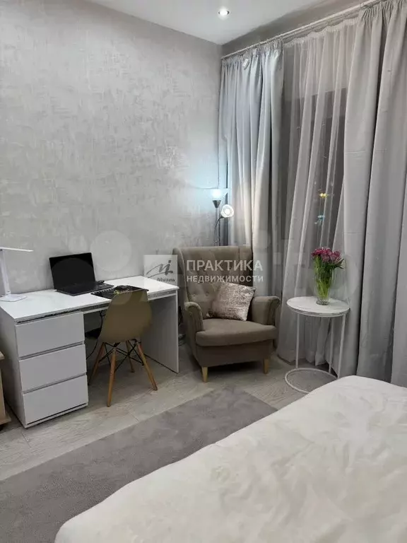 4-к. квартира, 114 м, 4/7 эт. - Фото 0