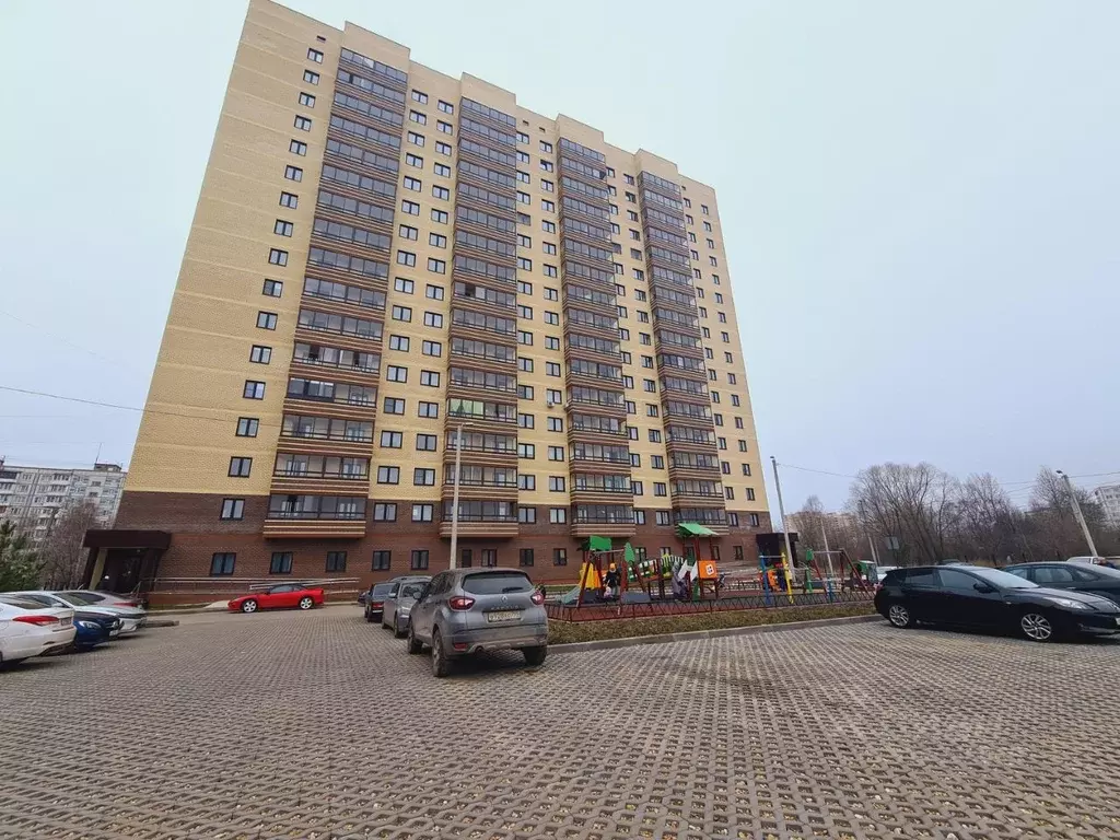 2-к кв. Московская область, Дмитров Оборонная ул., 32 (57.42 м) - Фото 0