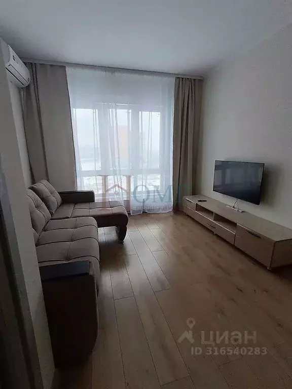 1-к кв. Новосибирская область, Новосибирск ул. Ясный Берег, 9 (34.0 м) - Фото 0