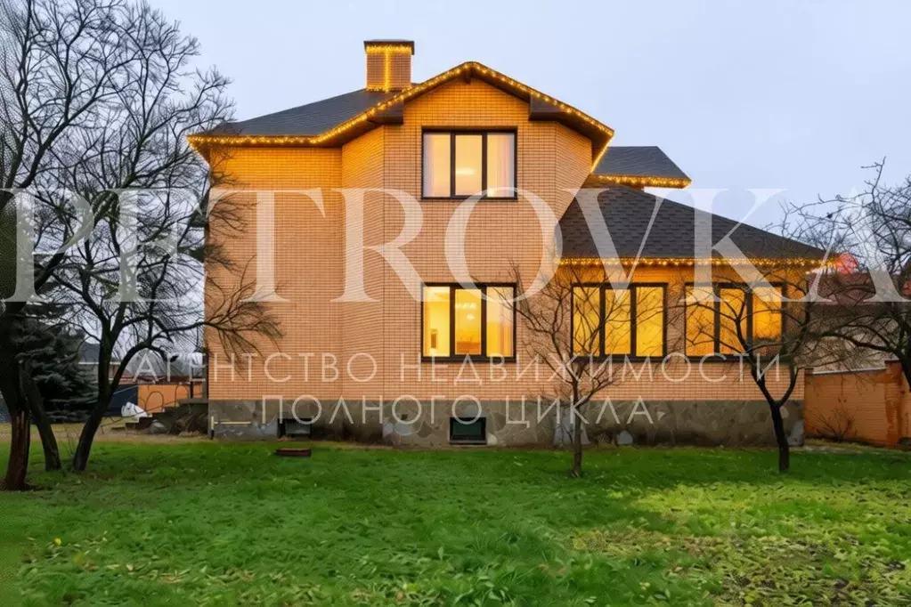 Коттедж в Московская область, Одинцовский городской округ, с. ... - Фото 1